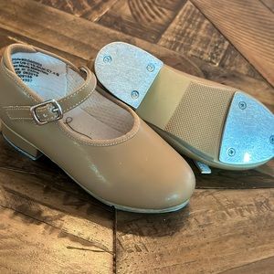 Revolution Nude Tap Dance like NEW toddler C 10.5
